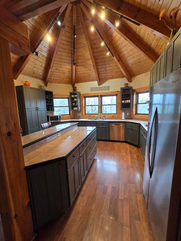 1261 Heavenly Way, Willisburg, KY 40078