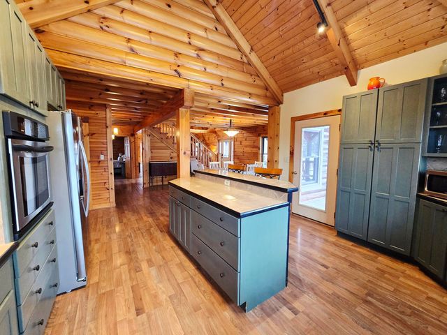 1261 Heavenly Way, Willisburg, KY 40078