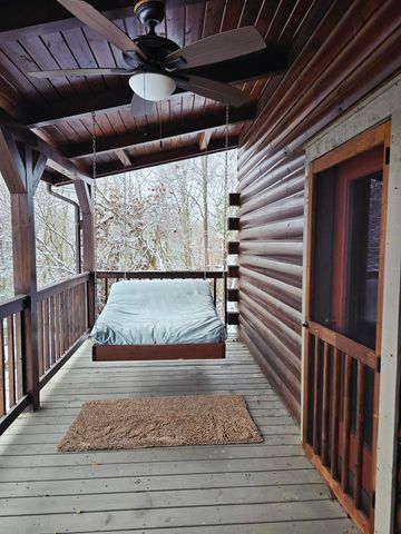 1261 Heavenly Way, Willisburg, KY 40078