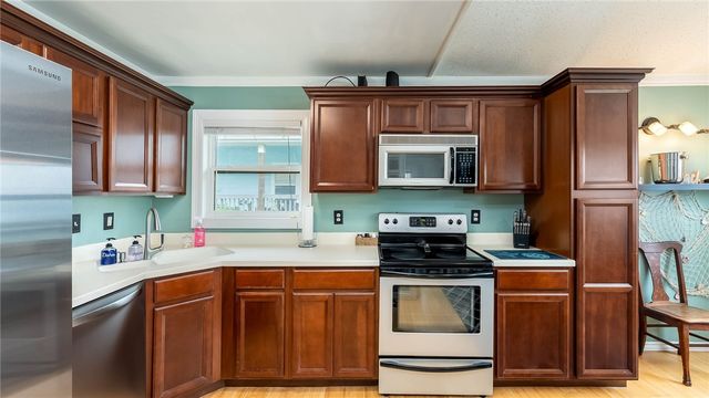 4006 Laguna Shores, Corpus Christi, TX 78418