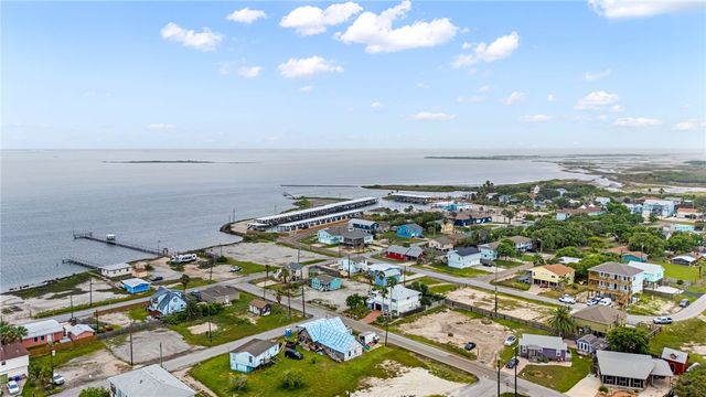 4006 Laguna Shores, Corpus Christi, TX 78418