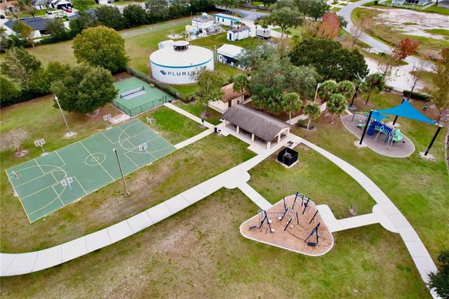 QUARTERLY PARKWAY, Orlando, FL 32833