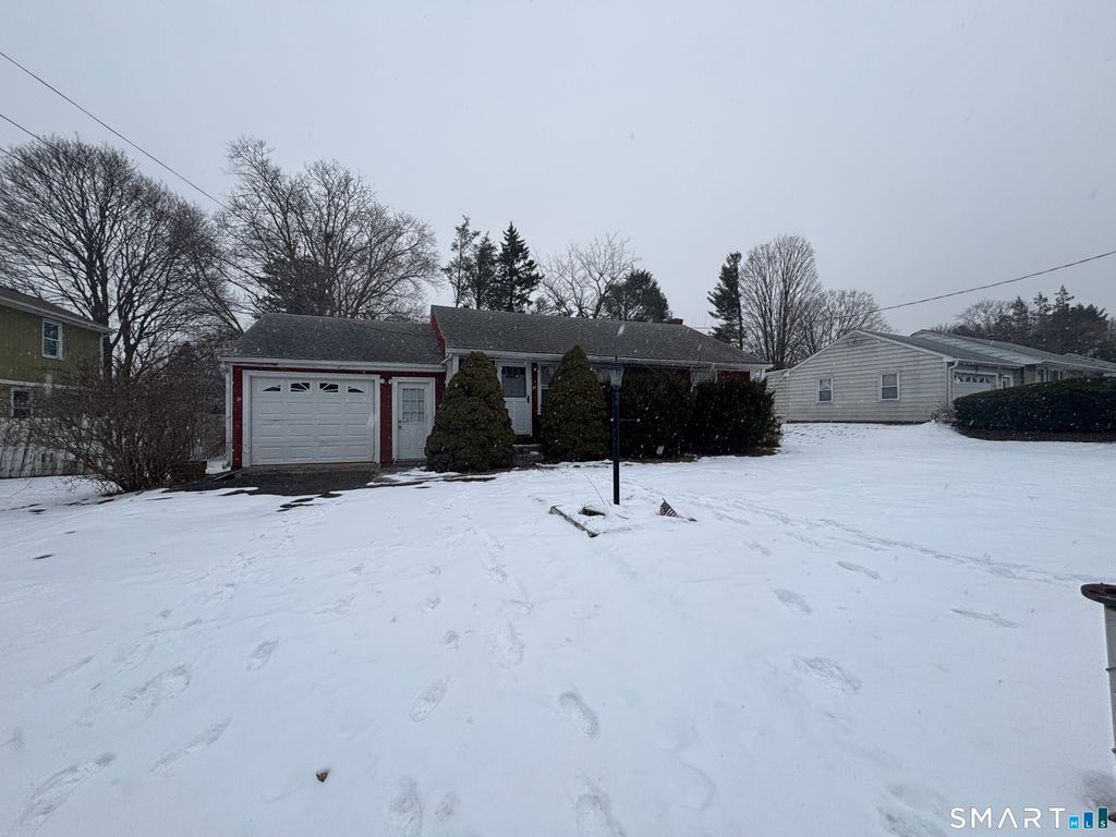 65 Brooklawn Drive, Meriden, CT 06450