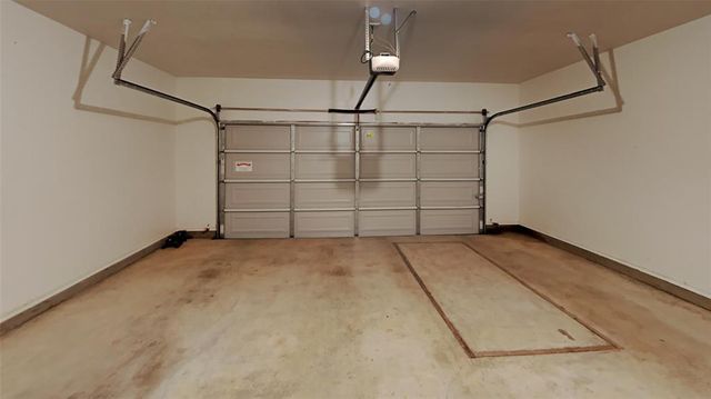 600 NW 182nd Street, Edmond, OK 73012