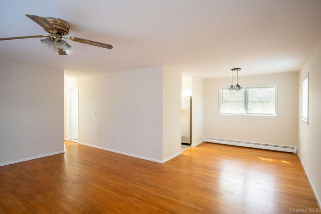 18 Edna Drive, Syosset, NY 11791