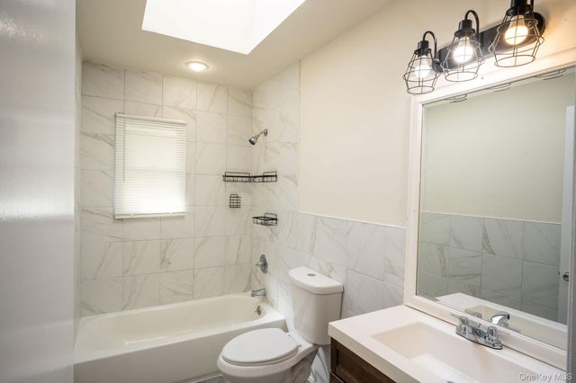 18 Edna Drive, Syosset, NY 11791