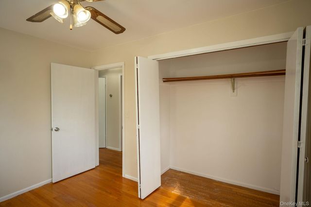 18 Edna Drive, Syosset, NY 11791