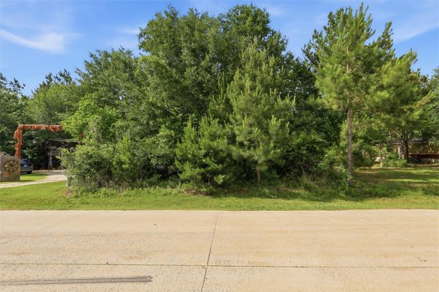2327 County Road 3405, Cleveland, TX 77327