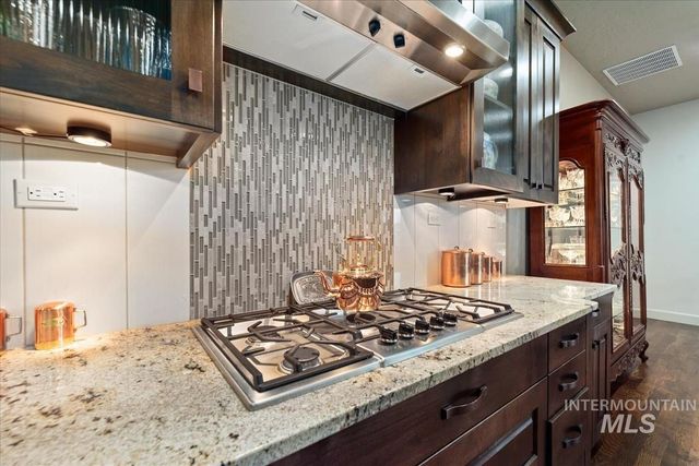 4061 W Highland Fall Ct, Meridian, ID 83646