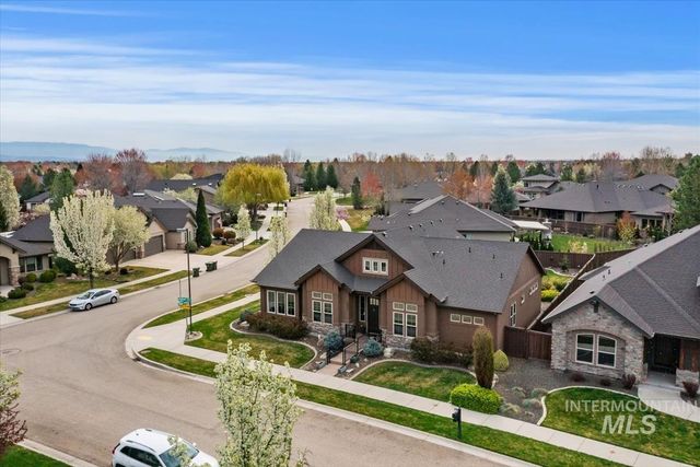 4061 W Highland Fall Ct, Meridian, ID 83646