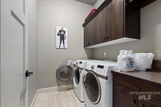 4061 W Highland Fall Ct, Meridian, ID 83646