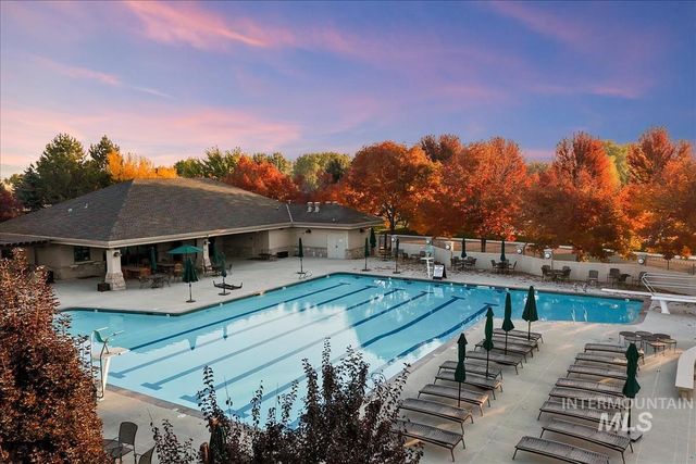 4061 W Highland Fall Ct, Meridian, ID 83646