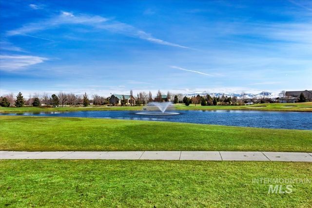 4061 W Highland Fall Ct, Meridian, ID 83646