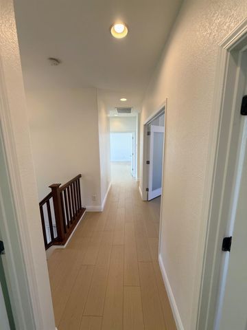 5424 Knotty Pine Way, Sacramento, CA 95835