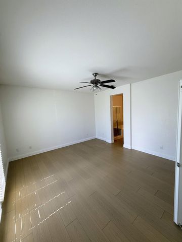 5424 Knotty Pine Way, Sacramento, CA 95835