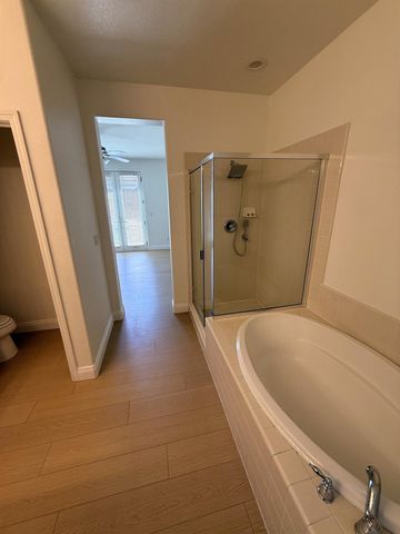 5424 Knotty Pine Way, Sacramento, CA 95835