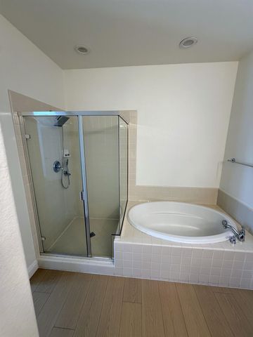 5424 Knotty Pine Way, Sacramento, CA 95835