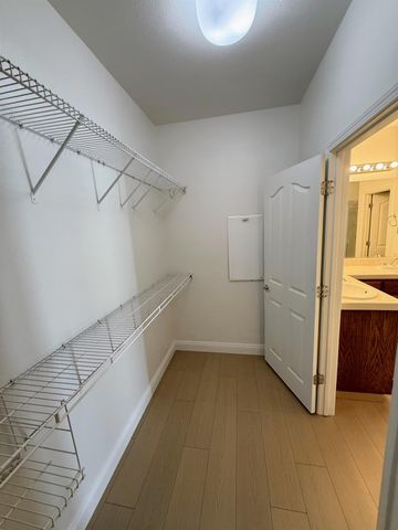 5424 Knotty Pine Way, Sacramento, CA 95835