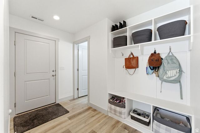 1275 S 300 W, Tremonton, UT 84337