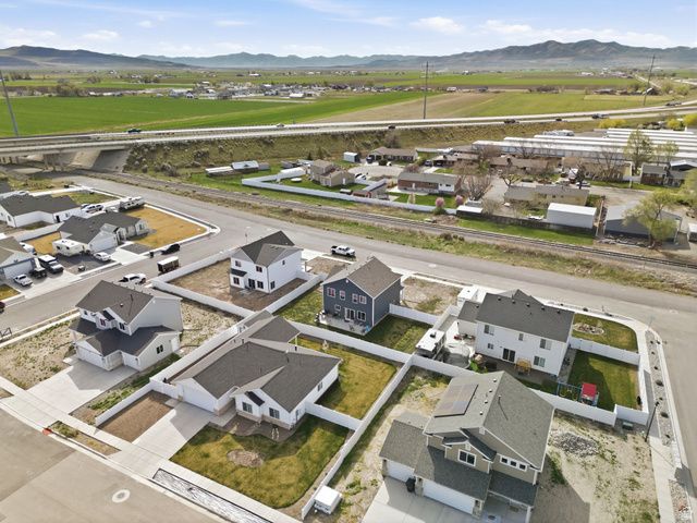 1275 S 300 W, Tremonton, UT 84337