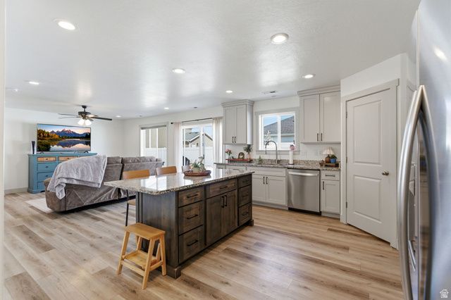 1275 S 300 W, Tremonton, UT 84337