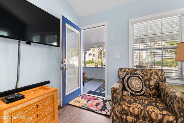 120 8TH Avenue N, Jacksonville Beach, FL 32250