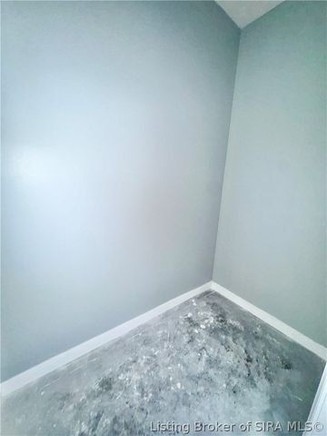 39 E Madison Street, Scottsburg, IN 47170