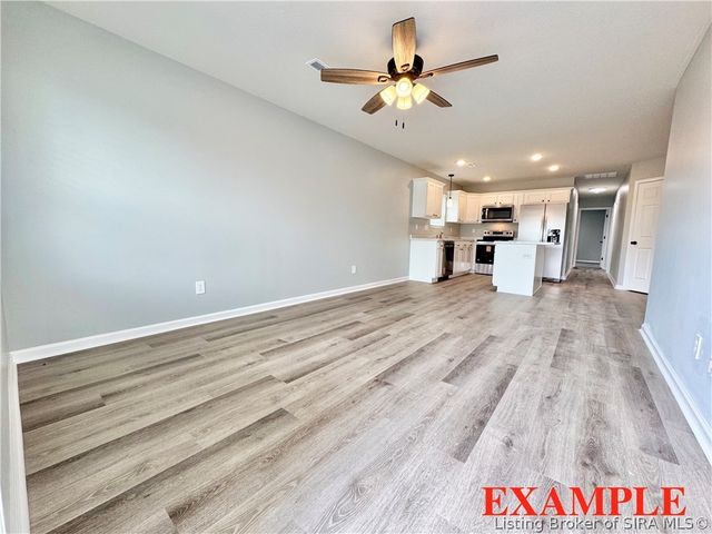 39 E Madison Street, Scottsburg, IN 47170