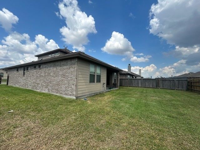 1001 Santa Catalina St, Portland, TX 78374