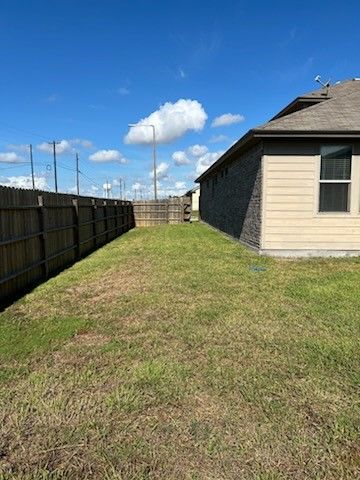 1001 Santa Catalina St, Portland, TX 78374