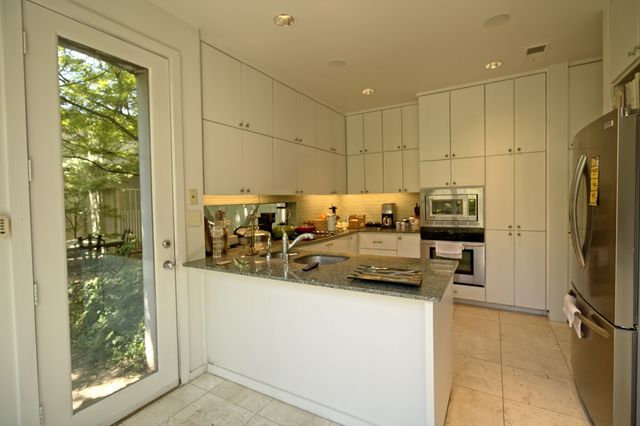 5108 Maple Springs Boulevard, Dallas, TX 75235