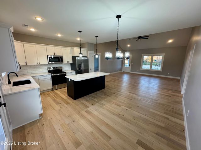 405 Palmetto Way, Bardstown, KY 40004