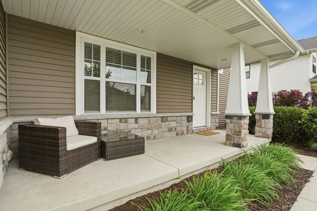 1414 Gates Drive, Schererville, IN 46375
