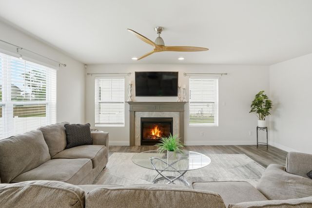 1414 Gates Drive, Schererville, IN 46375