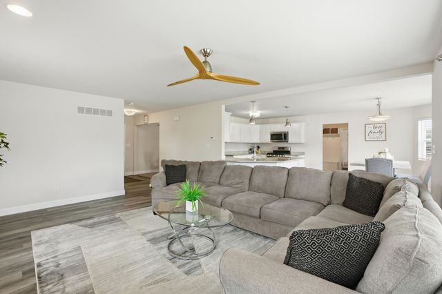 1414 Gates Drive, Schererville, IN 46375