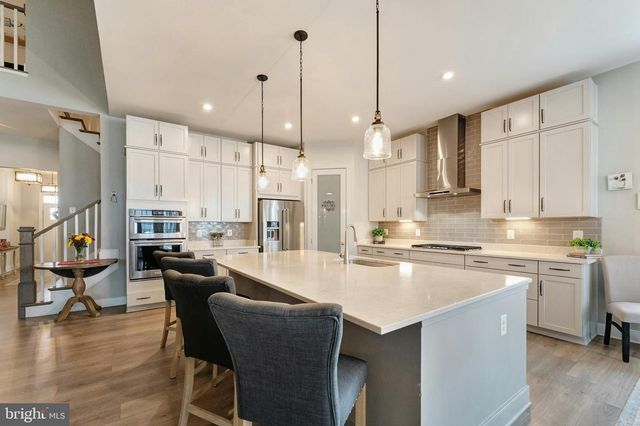 24277 GRAYLEAF WILLOW PL, Aldie, VA 20105