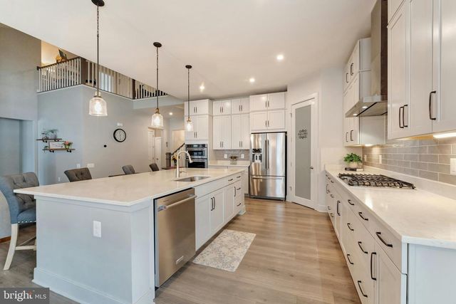 24277 GRAYLEAF WILLOW PL, Aldie, VA 20105