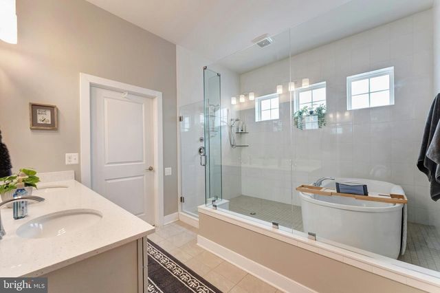 24277 GRAYLEAF WILLOW PL, Aldie, VA 20105