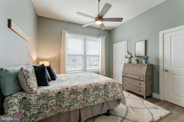 24277 GRAYLEAF WILLOW PL, Aldie, VA 20105