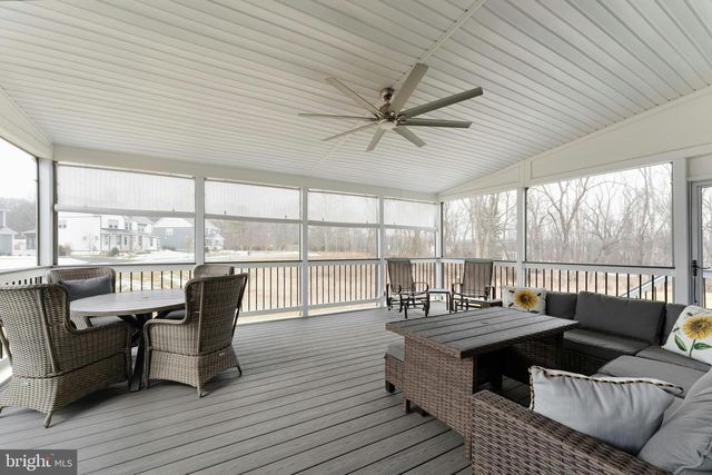 24277 GRAYLEAF WILLOW PL, Aldie, VA 20105