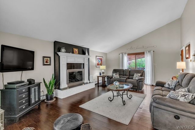 1731 Huth Road, Grand Island, NY 14072