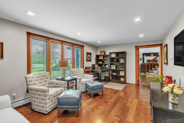 1731 Huth Road, Grand Island, NY 14072