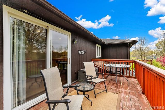 1731 Huth Road, Grand Island, NY 14072
