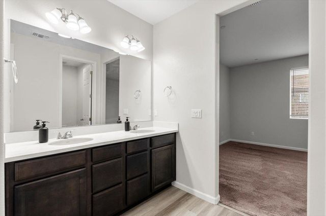 2052 Englebright Way, Plumas Lake, CA 95961