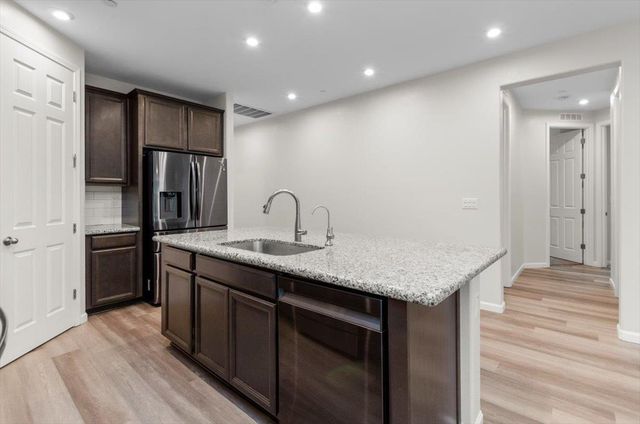 2052 Englebright Way, Plumas Lake, CA 95961