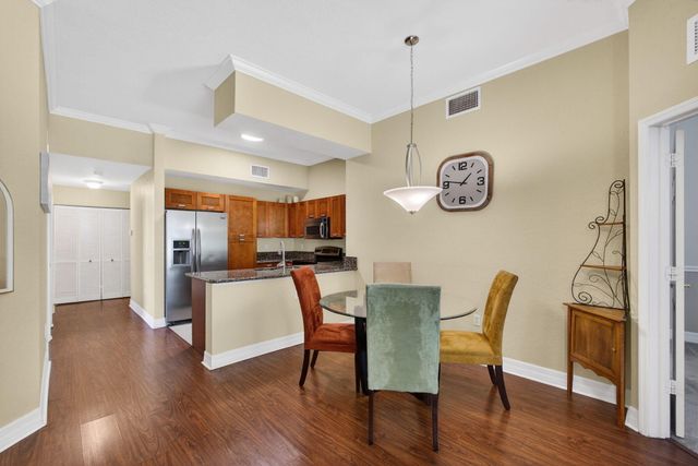 59 SE Palermo Court 106, Stuart, FL 34994