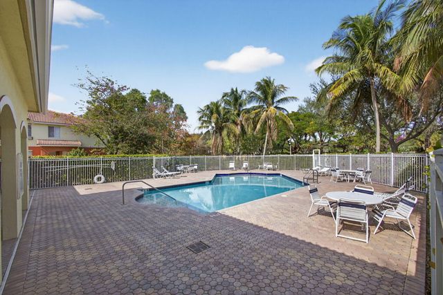 59 SE Palermo Court 106, Stuart, FL 34994
