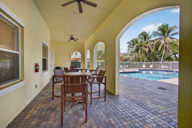 59 SE Palermo Court 106, Stuart, FL 34994