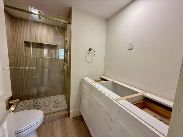 8600 Sunrise Lakes Boulevard 102, Sunrise, FL 33322