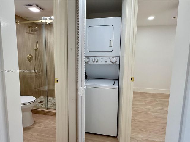 8600 Sunrise Lakes Boulevard 102, Sunrise, FL 33322
